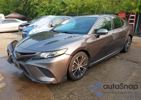 2020 Toyota Camry Se/Se Night Shade z USA, uszkodzony, nr VIN 4T1G11BK9LU005688